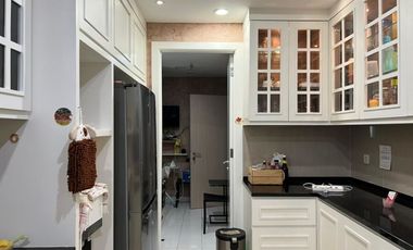 Apartemen ST Moritz Tower New Presidential Furnished Bagus Puri Indah Jakarta Barat
