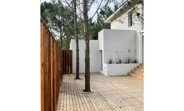 CASA EN VENTA EN COSTA ESMERALDA - MARITIMO III 120