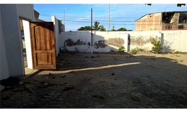 Bodega de venta en Manta zona norte