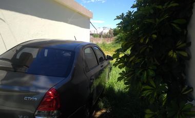 CIUDAD DE   CORRAL DE BUSTOS PCIA DE CORDOBA. DUEÑO VENDE CASA DE TRES 3 AMBIENTES AMPLIOS ENTRADA DE COCHE. SOBRE LOTE DE 11X18 METROS EN ZONA RESIDE