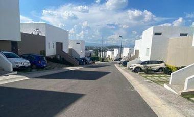 Departamento tipo duplex 2 recamaras y terraza, Punta Esmeralda GPT3304