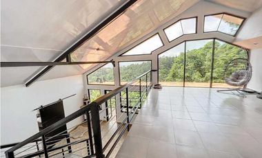 CASA ALTOS DE CERRO AZUL CON VISTA PANORAMICA PANAM