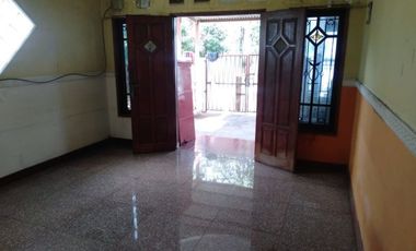 Rumah disewakan Babatan Pilang Surabaya