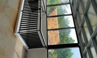 villa & KOLAMRENANG PRIBADI di cileunyi bandung