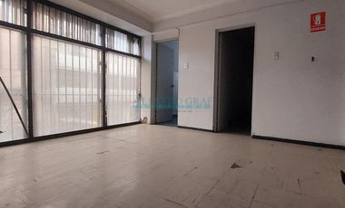 Locales Comerciales Venta AV. Saenz Peña  - CALLAO