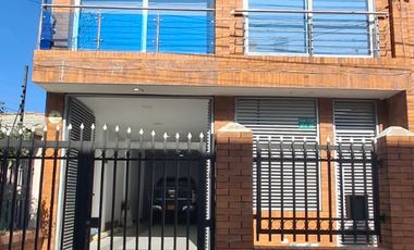 local en arriendo en cota. Cod A117663