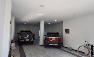 local en arriendo en cota. Cod A117663