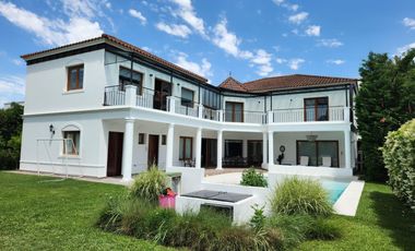 Hermosa Casa en Estancias Del Pilar