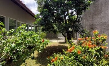 DIJUAL RUMAH ASRI dgn TAMAN at Jl CILANDAK BAWAH, FATMAWATI, JAKSEL