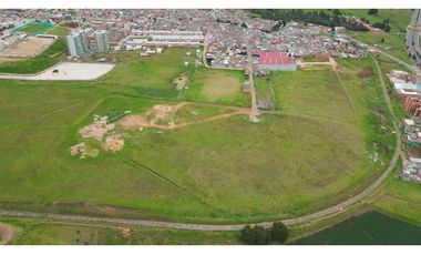VENDO PREDIO URBANO PARA DESARROLLO MIXTO - SUR DE TUNJA