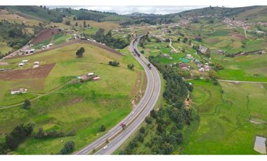 VENDO PREDIO URBANO PARA DESARROLLO MIXTO - SUR DE TUNJA