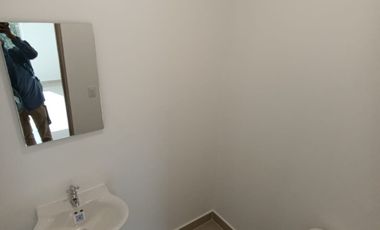 consultorio en arriendo en portal del genovés. Cod A115073