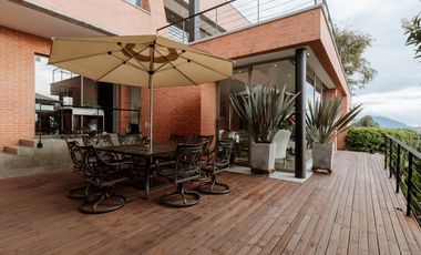 VENTA DE CASA CAMPESTRE VA  LAS PALMAS CON VISTA, ENVIGADO