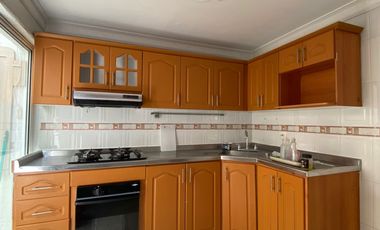 casa en arriendo en versalles. Cod A111104