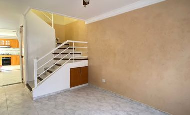 casa en arriendo en versalles. Cod A111104