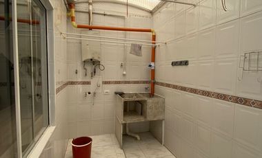 casa en arriendo en versalles. Cod A111104