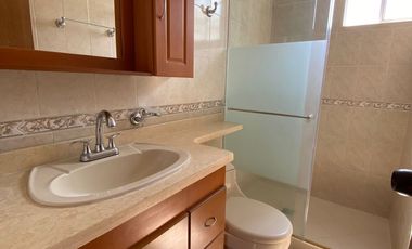 casa en arriendo en versalles. Cod A111104