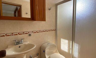 casa en arriendo en versalles. Cod A111104