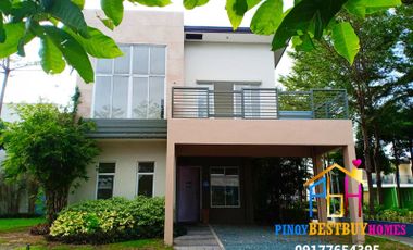 4BR Single House and Lot w/ Balcony for Sale in Cavite