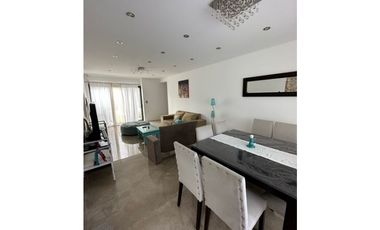 VENTA CASA MODERNA ACANTILADOS