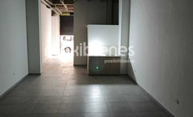 local en arriendo en  la gloria. Cod A64904