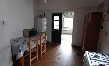 Casa en venta en Quilmes Este
