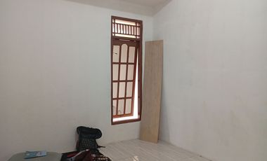 Rumah 1 Lantai Akses Dekat Stasiun Bekasi Siap KPR Hadap Timur J-39239