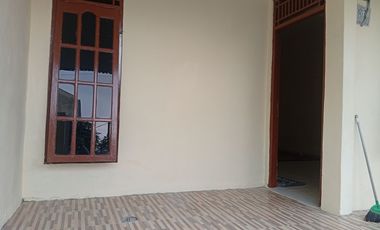 Rumah 1 Lantai Akses Dekat Stasiun Bekasi Siap KPR Hadap Timur J-39239