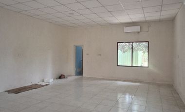 Gudang Dan Kantor Di Cilegon Dekat Pelabuhan