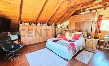 En venta Amplia Casa uso Mixto, 4 niveles, Andalué