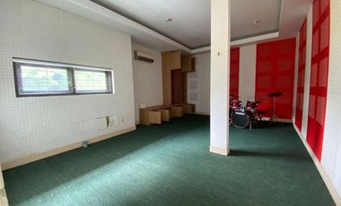 Dijual/Disewakan Rumah Taman Telaga Golf BSD City 3 Kamar Tidur Semi Furnished Luas Murah