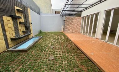 Dijual/Disewakan Rumah Taman Telaga Golf BSD City 3 Kamar Tidur Semi Furnished Luas Murah