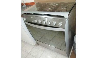 ALQUILER APARTAMENTO LAS ACACIAS