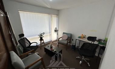 Oficina en Venta en COD35995 Av San Martin con Thiers, a pasos de Av Alemania