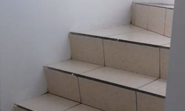 Disewakan Rumah Delatinos Cluster Patagonia Village Bagus Siap Huni Lokasi Strategis