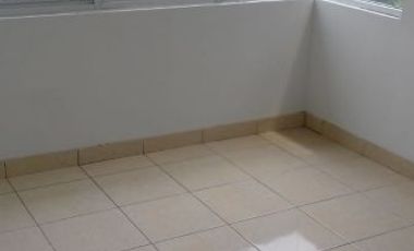 Disewakan Rumah Delatinos Cluster Patagonia Village Bagus Siap Huni Lokasi Strategis