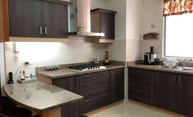 Vendo amplio departamento en Cdla. Zamora