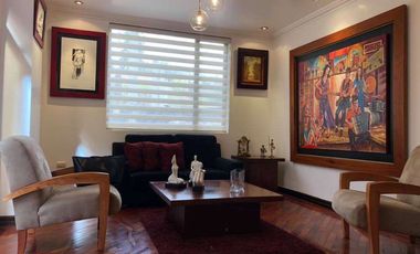 Vendo amplio departamento en Cdla. Zamora