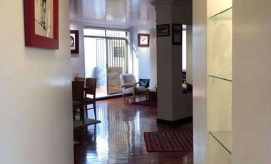 Vendo amplio departamento en Cdla. Zamora