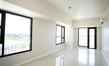Resale 3 Bedroom In Mandani Bay Suites Corner Unit
