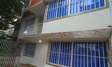 casa en arriendo en miraflores. Cod A12148