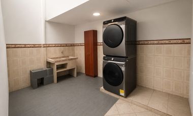 casa en arriendo en miraflores. Cod A12148