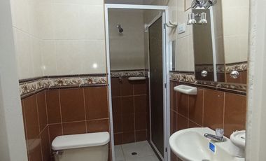 casa en arriendo en miraflores. Cod A12148