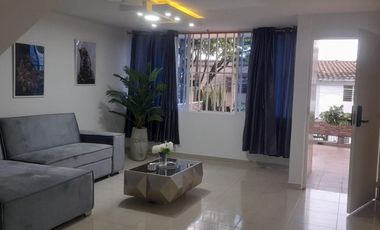 casa en arriendo en miraflores. Cod A12148