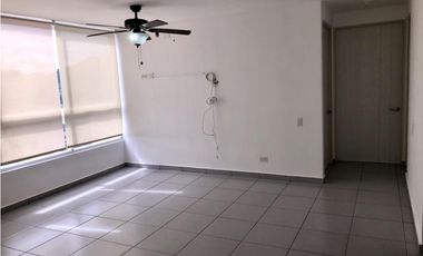 APARTAMENTO EN ALQUILER 2REC PH AVIÑON TOWERS TUMBA MUERTO