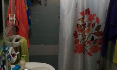 EXCELENTE DEPARTAMENTO DE 2 AMBIENTES EN PLANTA ALTA CON BALCÓN