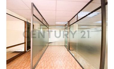 ARRIENDA OFICINA 620 MT2, SERRANO, METRO U. CHILE