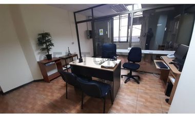 ARRIENDA OFICINA 620 MT2, SERRANO, METRO U. CHILE
