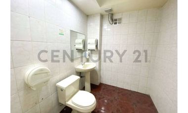 ARRIENDA OFICINA 620 MT2, SERRANO, METRO U. CHILE