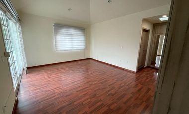 CASA EN RENTA EN METEPEC, ZONA PARQUE BICENTENARIO , SALIDA RÁPIDA A CDMX